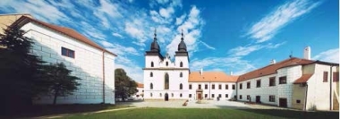 Třebíč – von den bedeutenden historischen Denkmälern bis zur modernen Kunst der Gegenwart