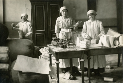 Prodej mouky ve vyšehradské prodejně, 1914–1915