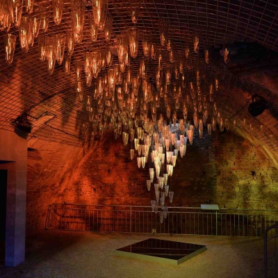 Podzemí zámku Křišťálová jeskyně