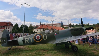 Sto let československého letectva