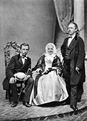 Matka Anna se syny Ferdinandem
(vlevo)