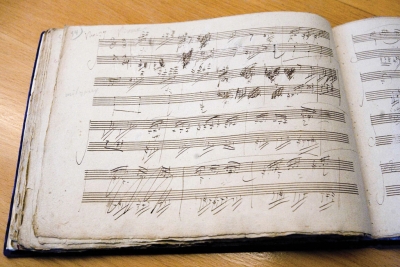 Partitura v Beethovenově rukopisu
